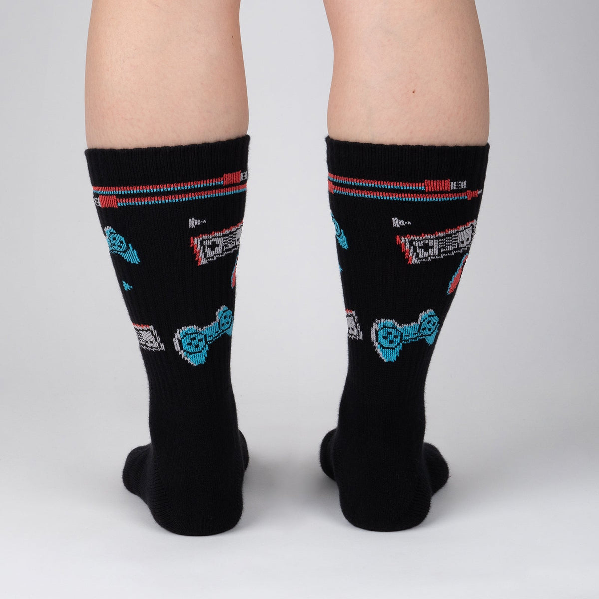 Press Play ribbed crew socks – model back view