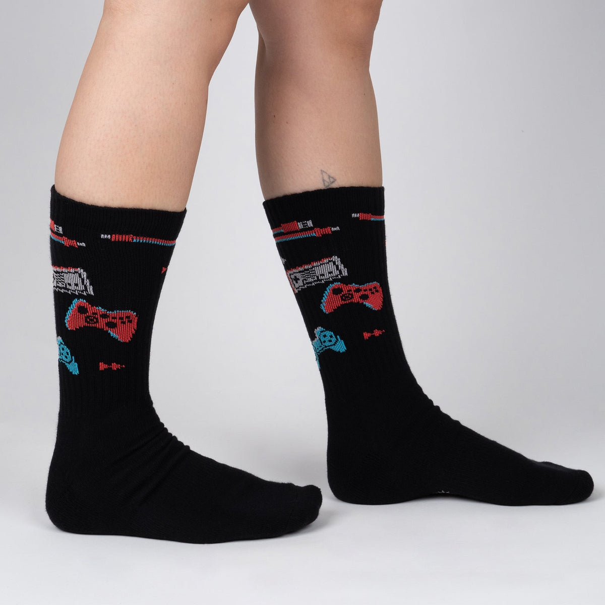Press Play Ribbed Crew Socks – athletic gaming socks, unisex
